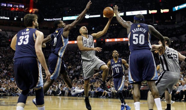 NBA终场绝杀！灰熊险胜马刺迎五连胜